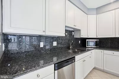 1789 Dawson Street, Vienna, VA 22182 - Photo 3