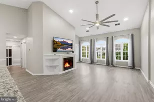 7710 Haynes Point Way, Alexandria, VA 22315 - Photo 3