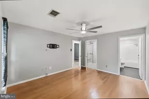 7710 Haynes Point Way, Alexandria, VA 22315 - Photo 19