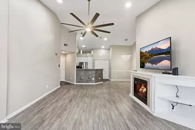 7710 Haynes Point Way #L, Alexandria, VA 22315 - Photo 7