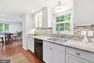 6040 Heathwick Court, Burke, VA 22015 - Photo 7
