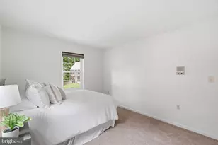 6040 Heathwick Ct, Burke, VA 22015 - Photo 23