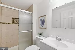 6040 Heathwick Ct, Burke, VA 22015 - Photo 31