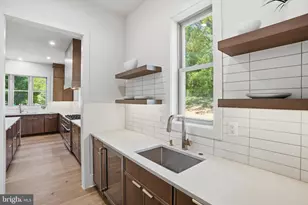 3020 Castle Rd, Falls Church, VA 22044 - Photo 13