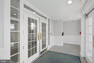 2711 Bellforest Ct, Vienna, VA 22180 - Photo 3