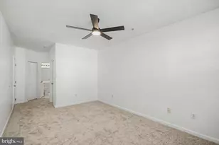 2711 Bellforest Ct, Vienna, VA 22180 - Photo 17