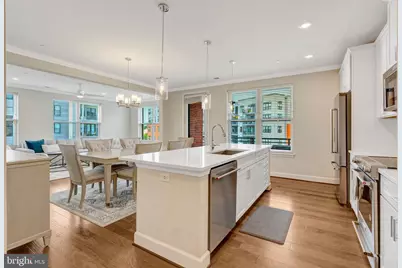 9500 Sprague Avenue #403, Fairfax, VA 22031 - Photo 7