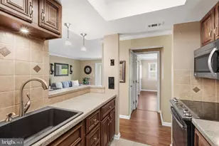 14901 Rydell Rd, Centreville, VA 20121 - Photo 3