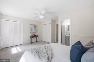 14814 Haymarket Ln, Centreville, VA 20120 - Photo 23