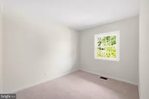 14814 Haymarket Ln, Centreville, VA 20120 - Photo 27
