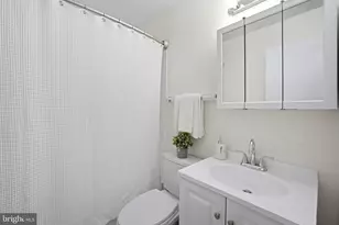 14814 Haymarket Ln, Centreville, VA 20120 - Photo 29