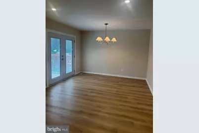 8847 Winding Hollow Way, Springfield, VA 22152 - Photo 5