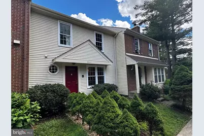 8847 Winding Hollow Way, Springfield, VA 22152 - Photo 3