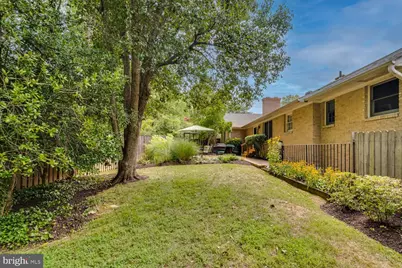 9344 Mount Vernon Circle, Alexandria, VA 22309 - Photo 5