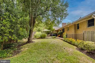 9344 Mt Vernon Cir, Alexandria, VA 22309 - Photo 5