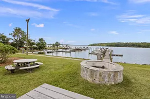 9344 Mt Vernon Cir, Alexandria, VA 22309 - Photo 13