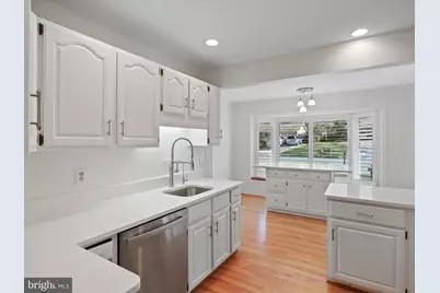 5200 Holden Street, Fairfax, VA 22032 - Photo 11