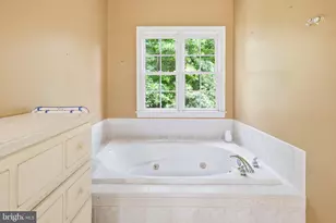 9205 Frst Grns Dr, Lorton, VA 22079 - Photo 53