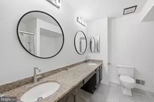 10153 Turnberry Pl, Oakton, VA 22124 - Photo 19