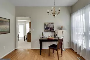 5511 Village Center Dr, Centreville, VA 20120 - Photo 3