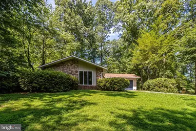 8701 Norfolk Avenue, Annandale, VA 22003 - Photo 35