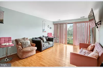 541 Florida Avenue #101, Herndon, VA 20170 - Photo 5