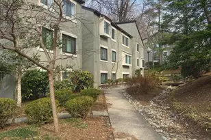 11723 Karbon Hill Ct, Reston, VA 20191 - Photo 5