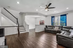12960 Park Crescent Cir, Herndon, VA 20171 - Photo 5