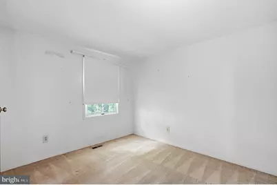 9812 Summerday Drive, Burke, VA 22015 - Photo 27