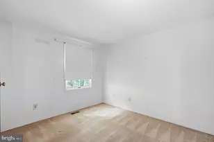 9812 Summerday Dr, Burke, VA 22015 - Photo 27