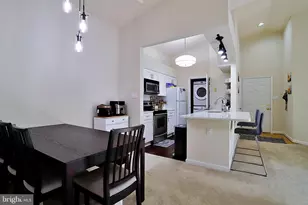 7701 Lafayette Forest Dr, Annandale, VA 22003 - Photo 9