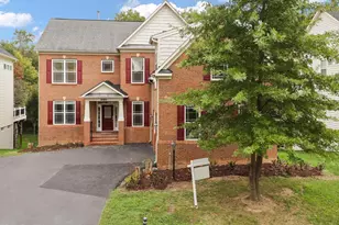 8500 Indian Paintbrush Way, Lorton, VA 22079 - Photo 5
