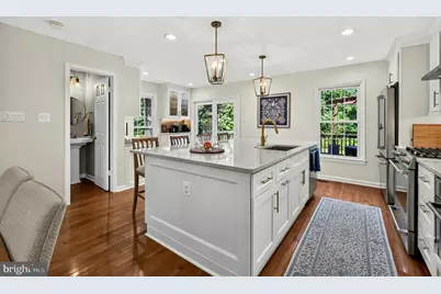 4266 Fox Lake Drive, Fairfax, VA 22033 - Photo 3
