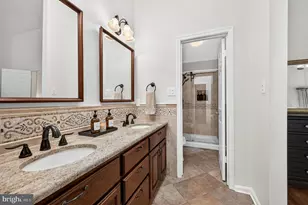 4266 Fox Lake Dr, Fairfax, VA 22033 - Photo 23
