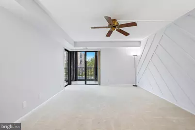 5904 Mount Eagle Drive #718, Alexandria, VA 22303 - Photo 25