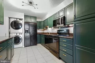 5904 Mt Eagle Dr, Alexandria, VA 22303 - Photo 19