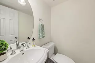 7836 Marconi Ct, Springfield, VA 22153 - Photo 9