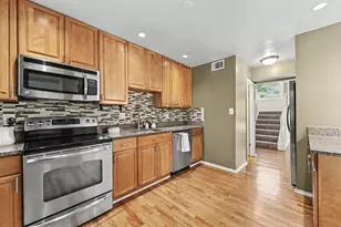 7836 Marconi Ct, Springfield, VA 22153 - Photo 7