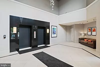 1645 International Drive #306, McLean, VA 22102 - Photo 3