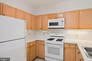 1645 International Dr, McLean, VA 22102 - Photo 5