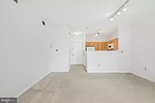 1645 International Dr, McLean, VA 22102 - Photo 9