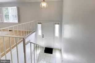 6619 Irvin Pl, Alexandria, VA 22312 - Photo 5
