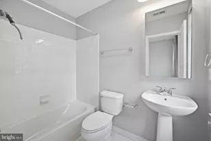 2908 Penny Ln, Fairfax, VA 22031 - Photo 23