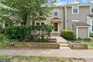 5965 Havener House Way, Centreville, VA 20120 - Photo 1
