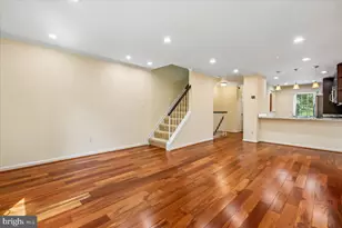 8562 Springfield Oaks Dr, Springfield, VA 22153 - Photo 3