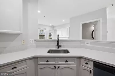2494 Quick Street #102, Herndon, VA 20171 - Photo 3