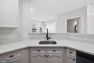 2494 Quick St, Herndon, VA 20171 - Photo 3