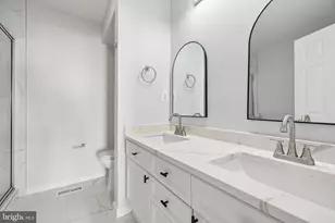 2494 Quick St, Herndon, VA 20171 - Photo 9
