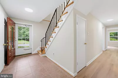 7235 Hadlow Drive, Springfield, VA 22152 - Photo 11