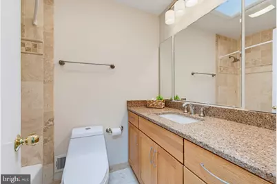 7235 Hadlow Drive, Springfield, VA 22152 - Photo 17
